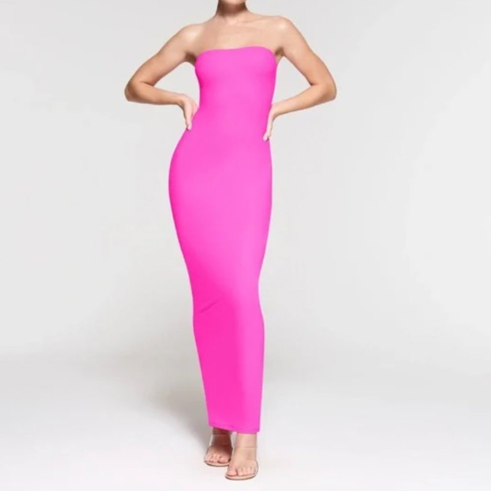 Skims Fits Everybody Neon Pink Tube Dress Women's NWT Size Medium Maxi